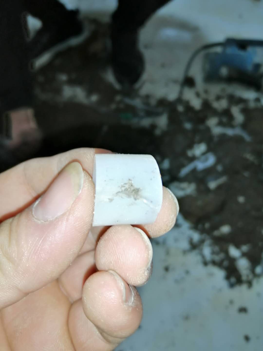 遂宁家里地暖漏水了怎么办？